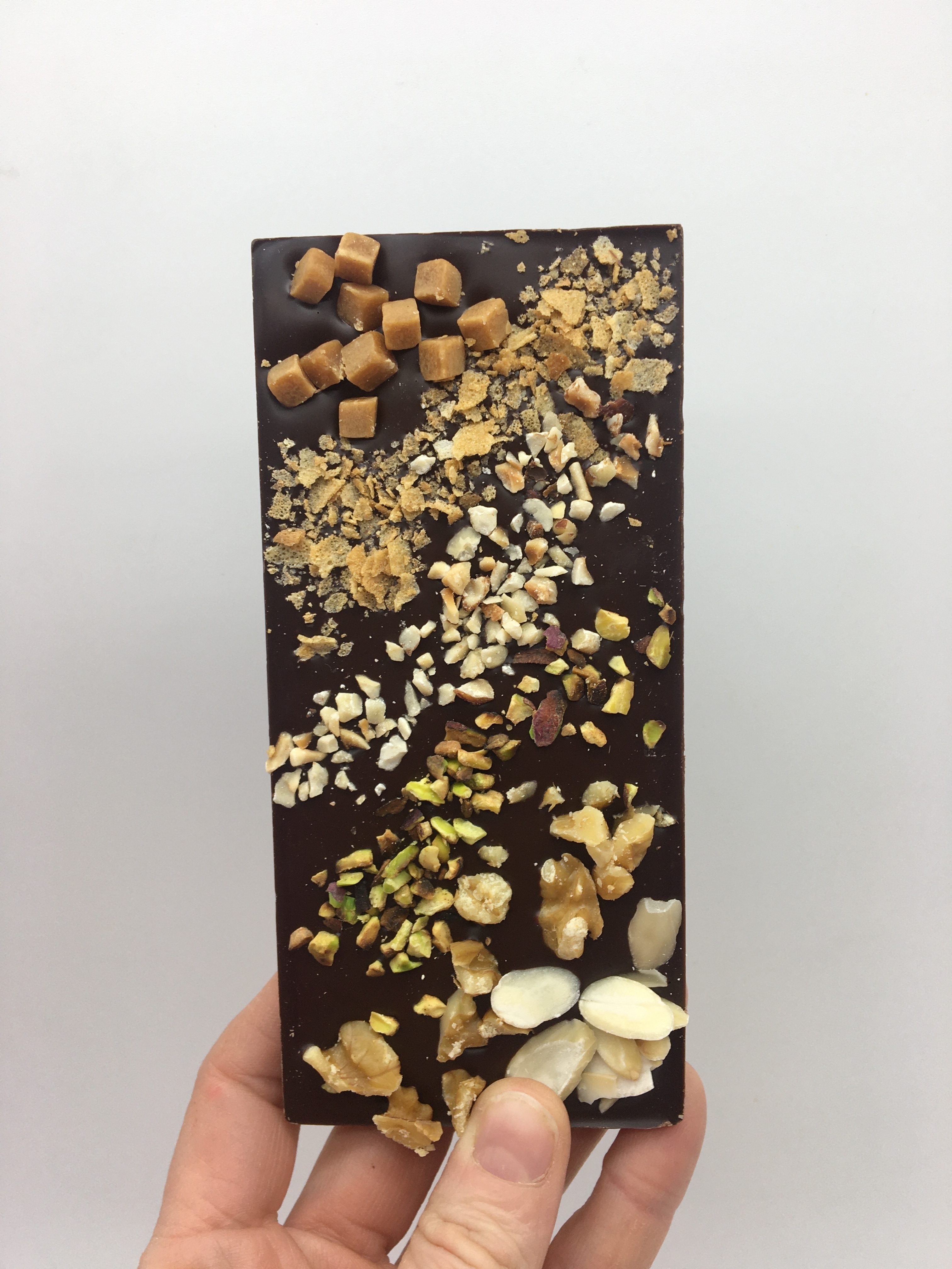 image TAVOLETTA DI CIOCCOLATO FRUTTA SECCA - immagine 1